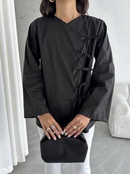 Siyah Bağlamalı Kimono