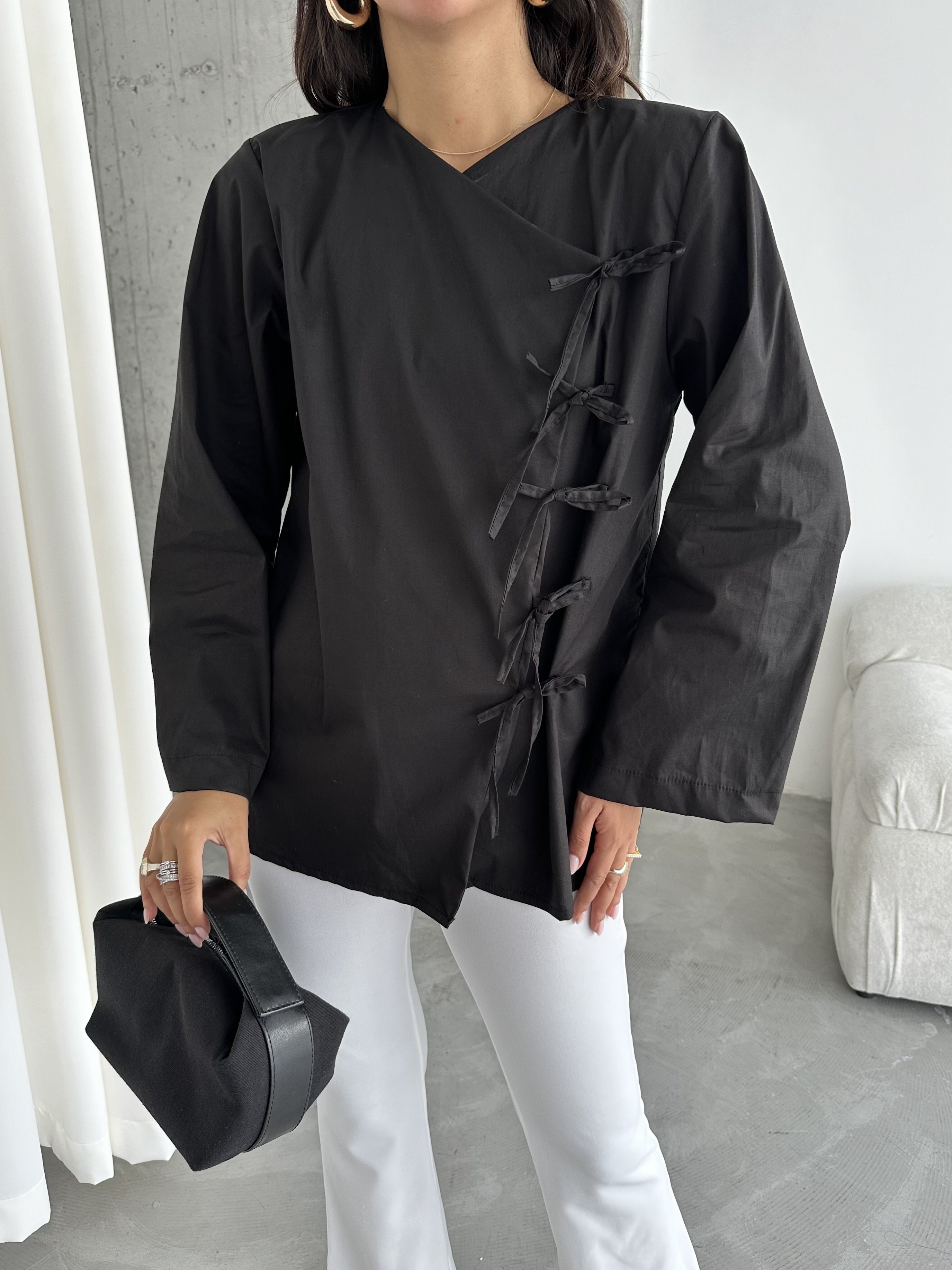 Siyah Bağlamalı Kimono