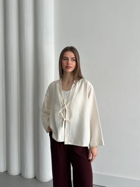 Beyaz Bağlamalı Kimono