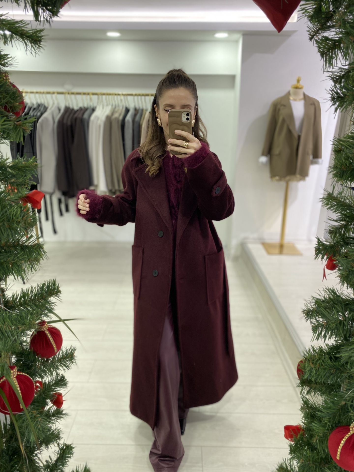Bordo Cep Detaylı Kaşe Kaban
