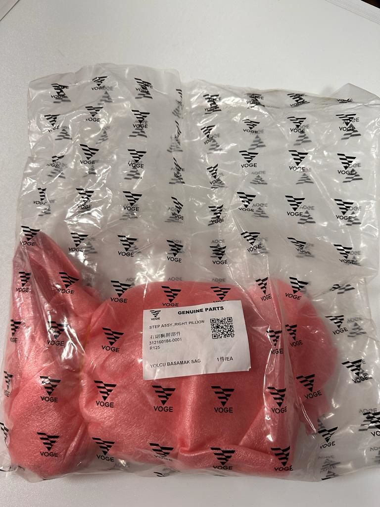 Voge R125 Yolcu Basamak Sağ Komple