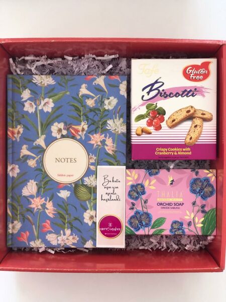 Çicekli Defter Hediye Kutusu