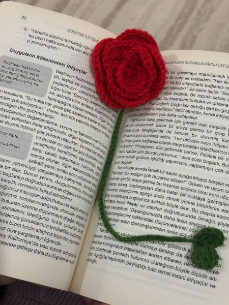 Gül Bahçesi Kitap Ayracı