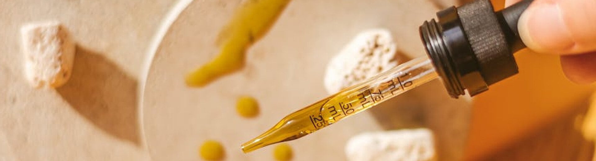 %100 Saf, Etkili, Sürdürülebilir Kaynaklı Uçucu ve Sabit Yağlar