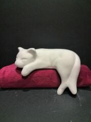 15 cm Uzanan Kedi