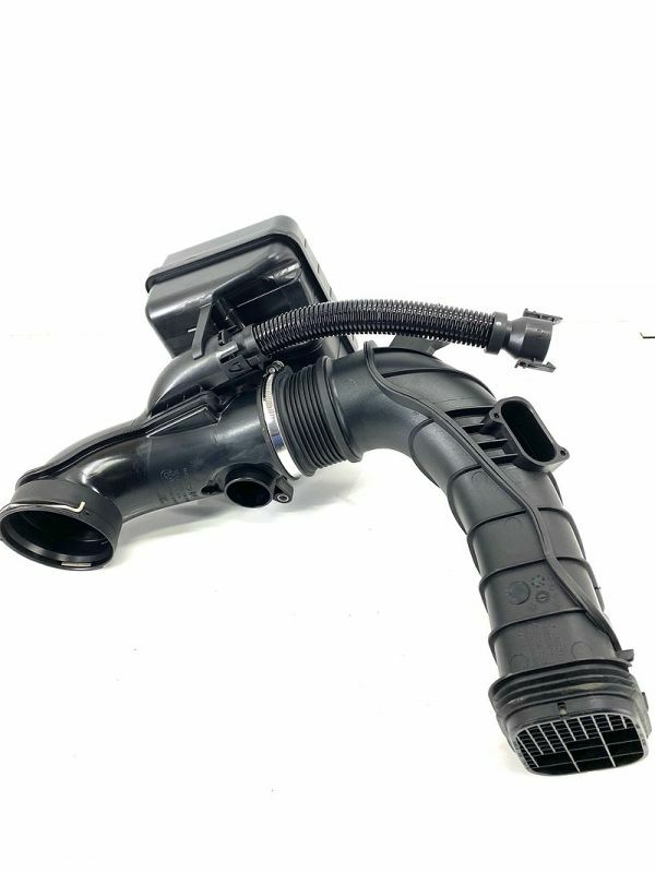 Bmw Turbo Hortumu Giriş F10 525Dx 13718509816