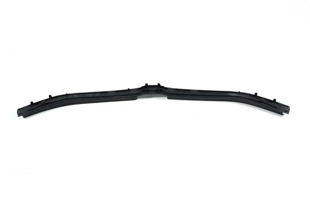 Bmw Tampon Üst Çıtası Ön F10-F11-F18 51117063835