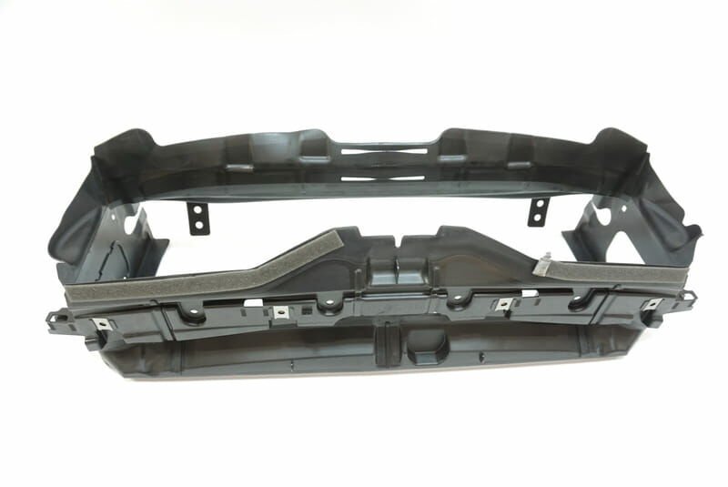Bmw Hava Kanalı Üst  F32-F33-F36 51747290610