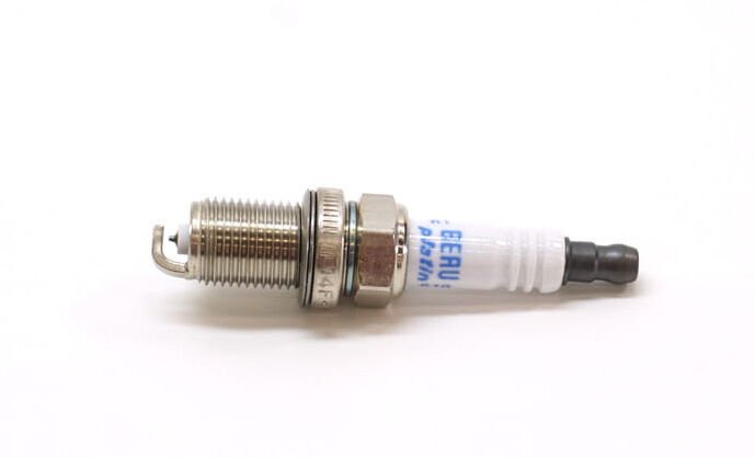 Bmw Buji Tek Tırnak M20-M30 E30-E34 12121279599-12121714751-12129061383