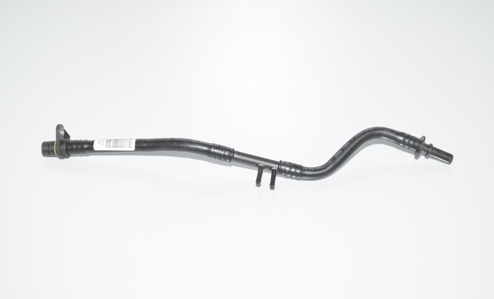 Bmw Karter Havalandırma Borusu  E81-E87-E88-E82-E90-E90Lci-E91-E91Lci-E92-E92Lci-E93-E93Lci-E60Lci 11667797654