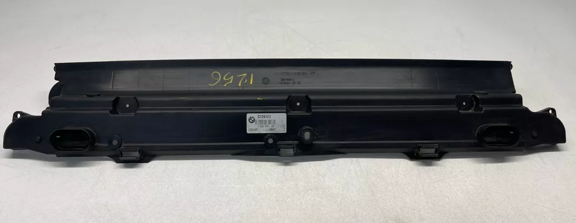 Bmw Radyatör Kasa Üst Bakaliti Dizel E60-E61 17107519205