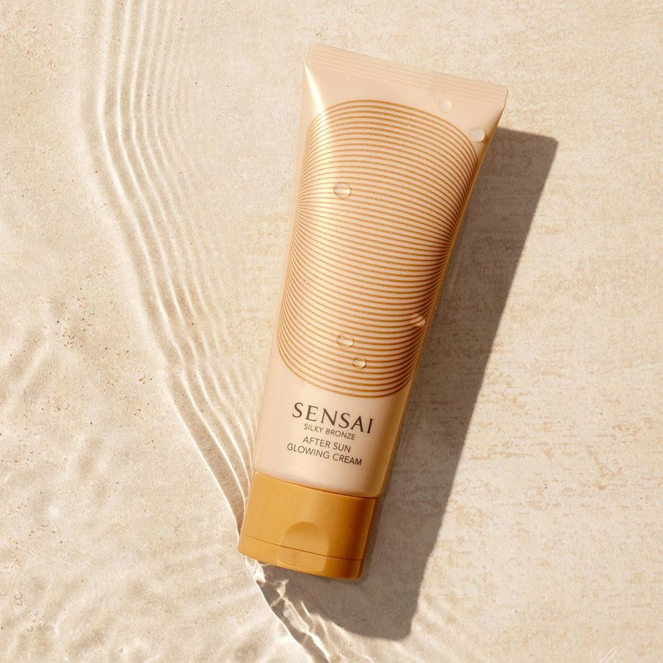 Silky Bronze After Sun Glowing Cream - Güneş Sonrası  Vücut Bakım Kremi 150 ml