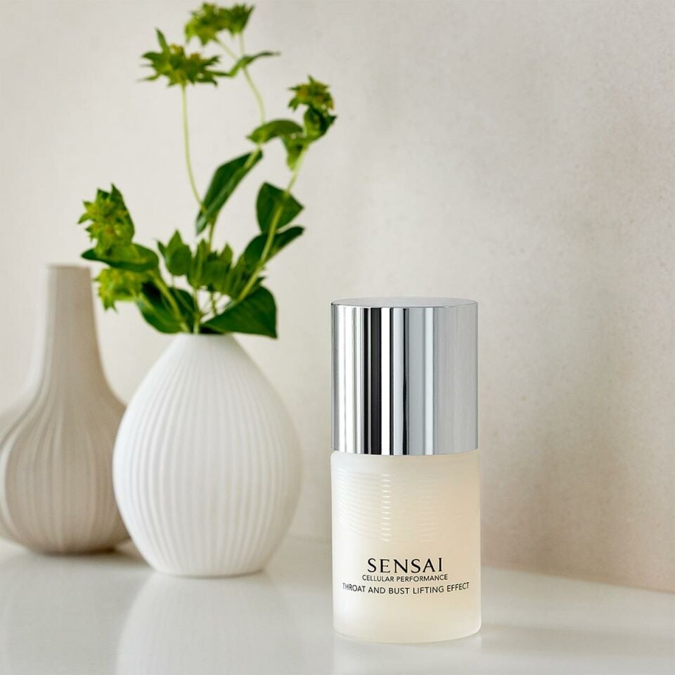 Cellular Performance Throat and Bust Lifting Effect  - Boyun ve Dekolte Bakım Kremi 100 ml