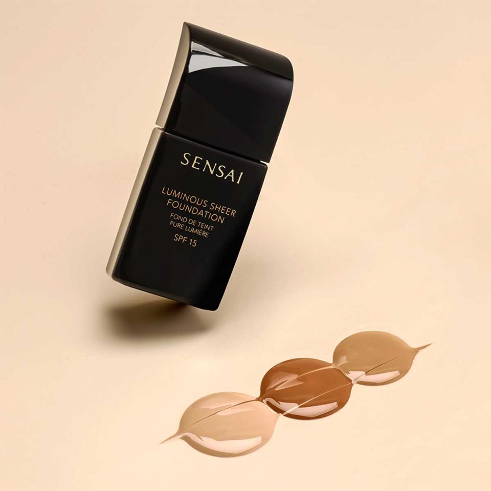 Luminous Sheer Foundation