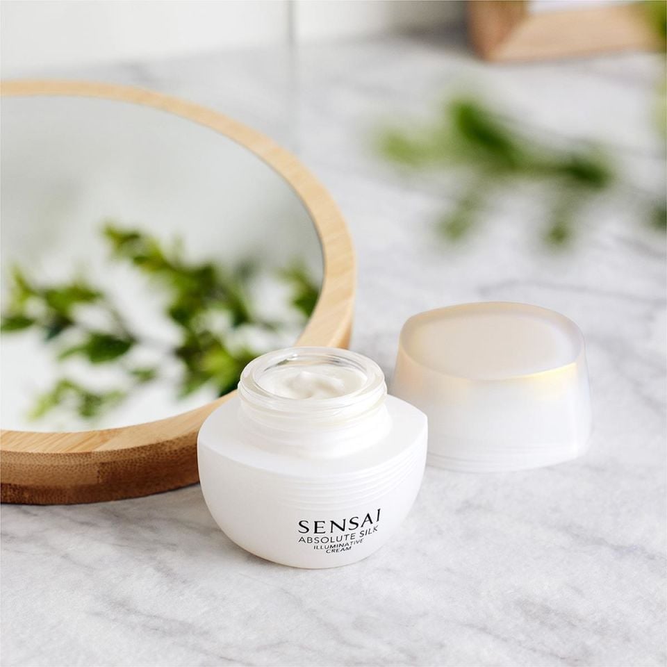 Absolute Silk Illuminative Cream - Yaşlanma Karşıtı Yüz Kremi