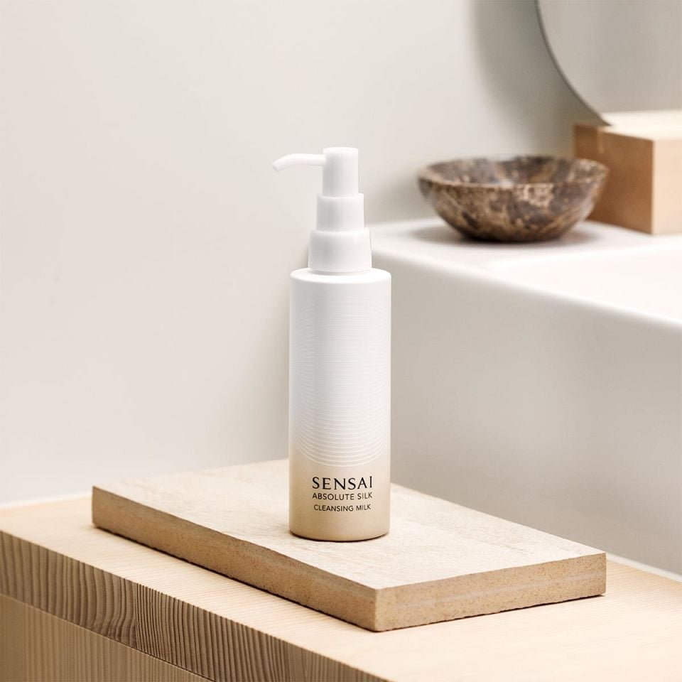 Absolute Silk Cleansing Milk - Cilt Temizleme Sütü 150 ml