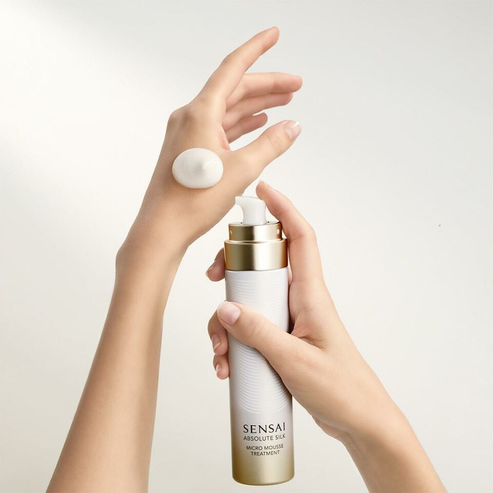 Absolute Silk Micro Mousse Treatment - İpek Özlü Nemlendirici Losyon 90 ml