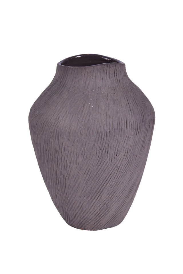 Ceramic vase
