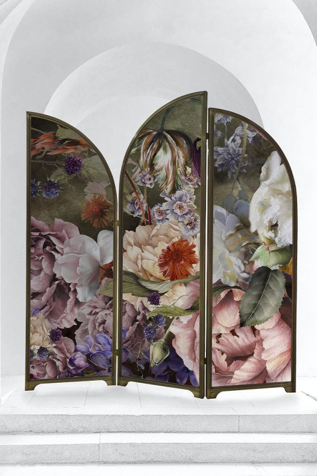 Divider seasonless bouquet