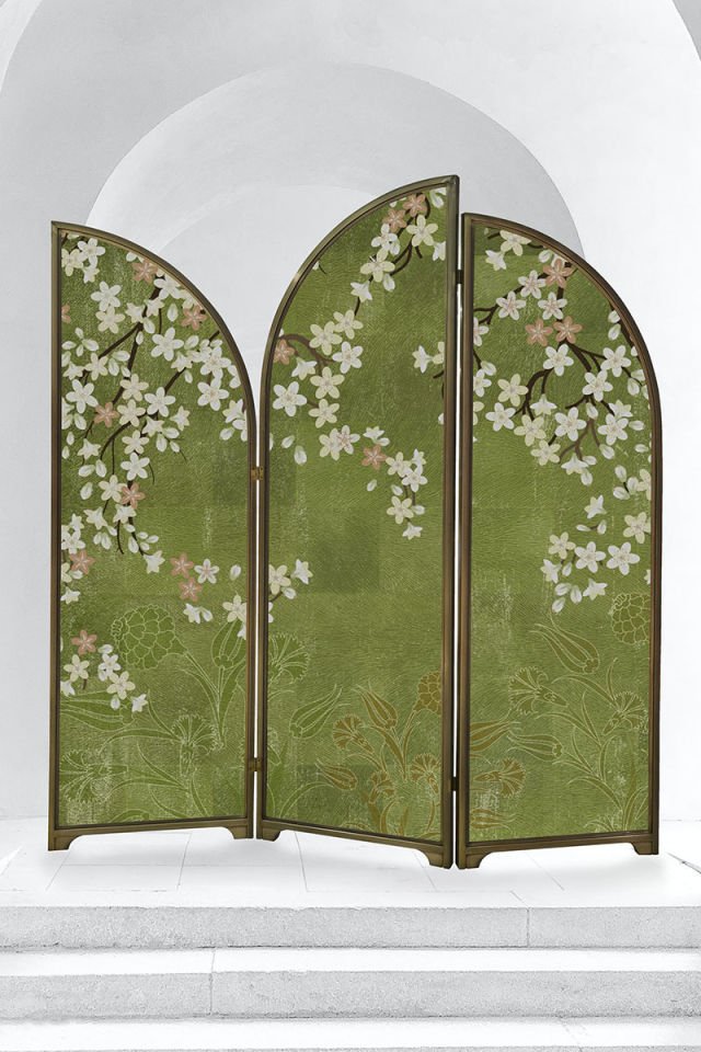 Divider green spring