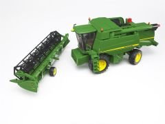 Bruder John Deere T670İ Biçerdöver BR02132