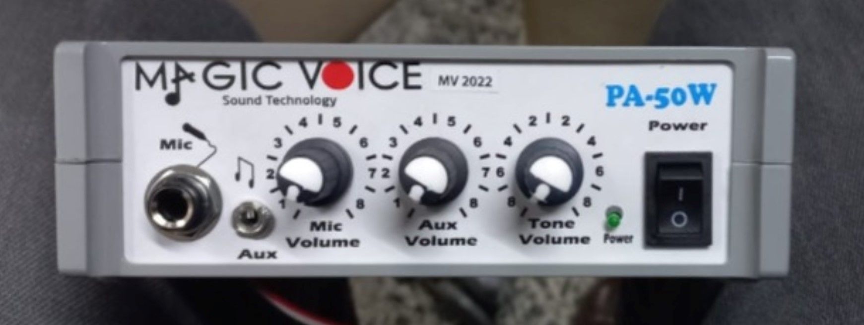 MAGICVOICE MV-2022 PA-50W PLASTİK KASA  12 VOLT MİNİ 50 WATT PAZARCI ANFİSİ
