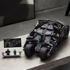 LEGO® DC Batmobile™ Tumbler