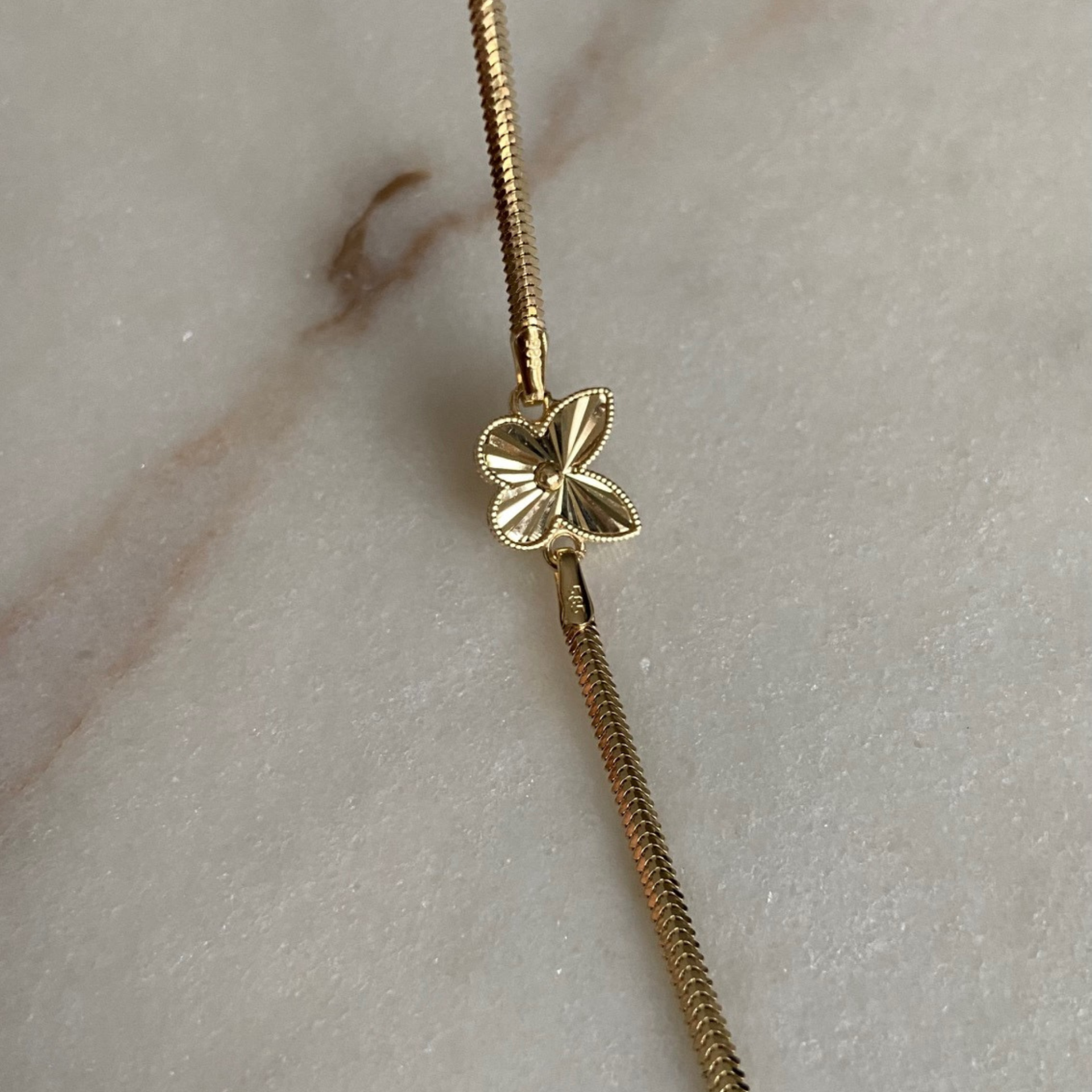 Clover bileklik