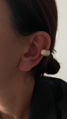 Taşlı earcuff küpe