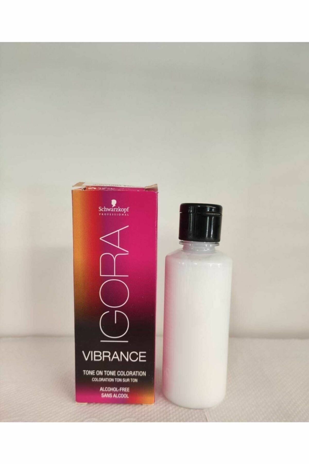 Vibrance 9,5-4 Bej Tonlayıcı Saç Boyası + Oksidan (emülsiyon) (orijinal)