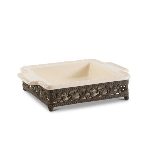 Square Acanthus Baker
