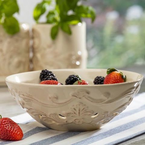 Acanthus Stoneware Berry Kase