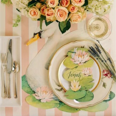 Die-cut Fabulous Swan Placemat - 12 sheets