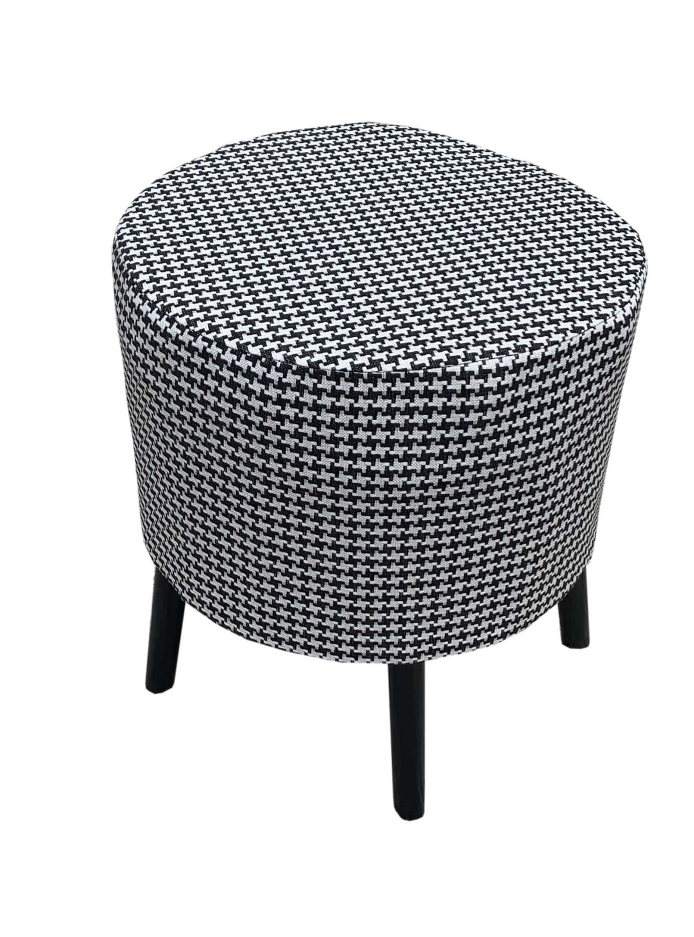 Yuvarlak Modern Ağaç Iskeletli 41 Cm Puf(Bench) Keten Kaz Tüyü Desenli
