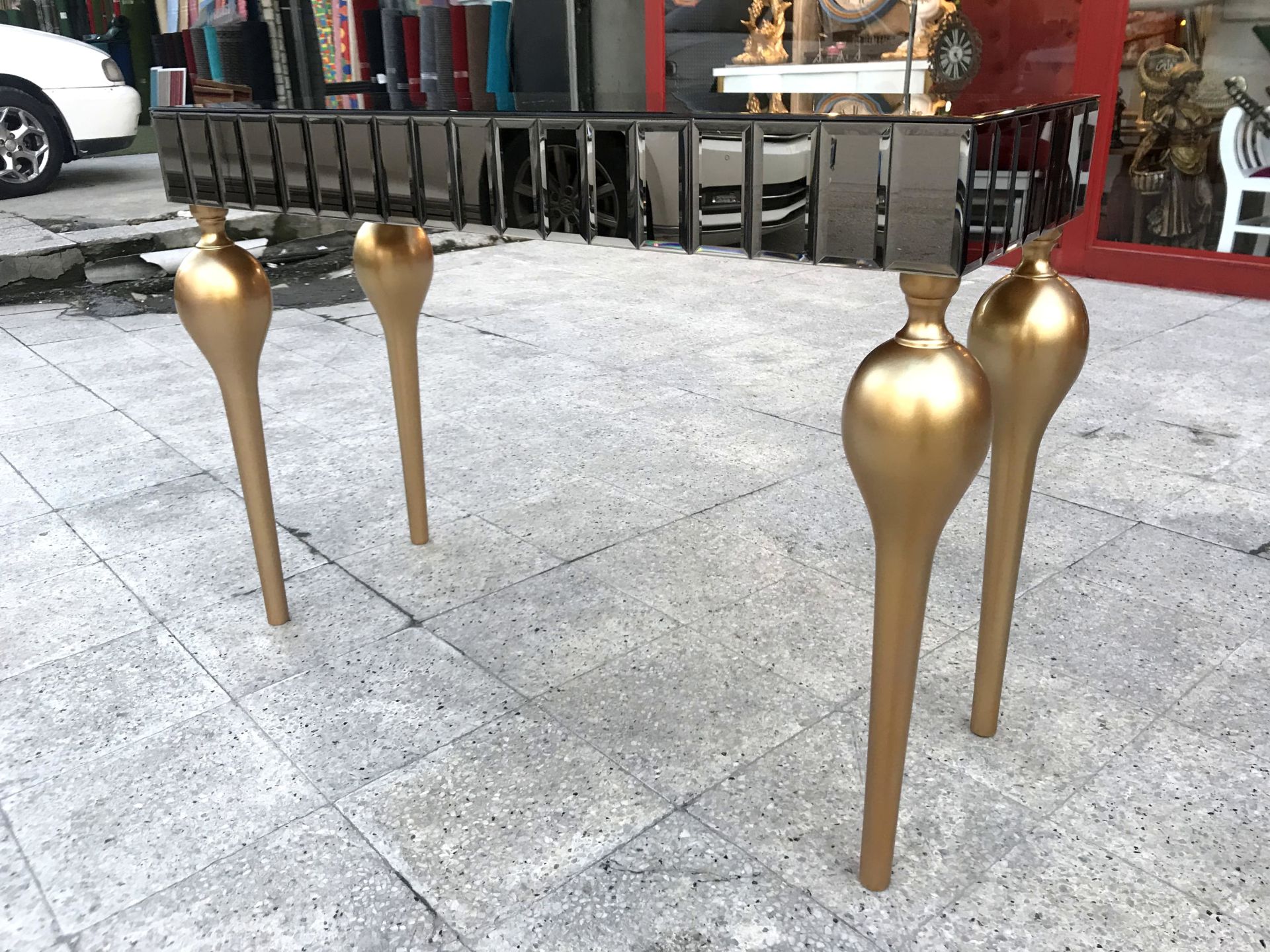 Tornalı Tombul Dresuar Tamamı Aynalı - Varak Boyalı