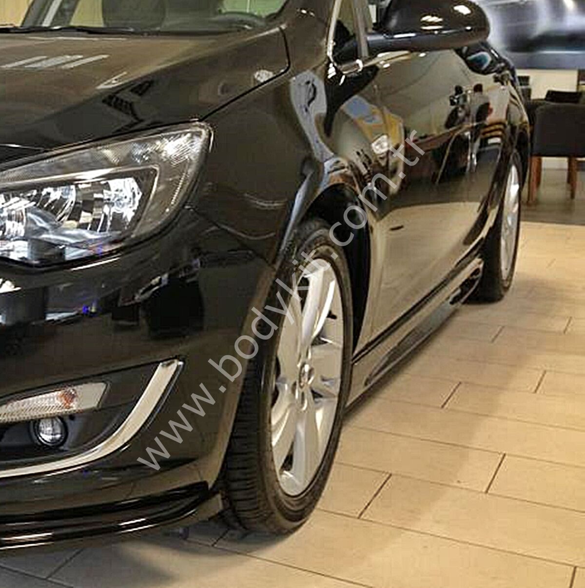 OPEL ASTRA J DELİKLİ MARŞPİYEL