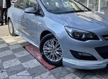 OPEL ASTRA J SEDAN MARŞPİYEL