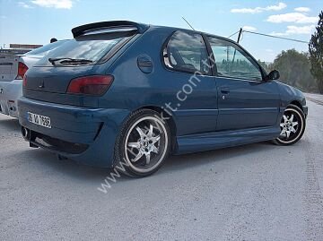 PEUGEOT 306 HB ARKA TAMPON