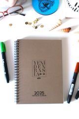 SEVGİLİLER GÜNÜNE ÖZEL TASARLANMIŞ KALPLİ BEJ KAPAKLI 2025 YENİDEN BAŞLA HAFTALIK AJANDA
