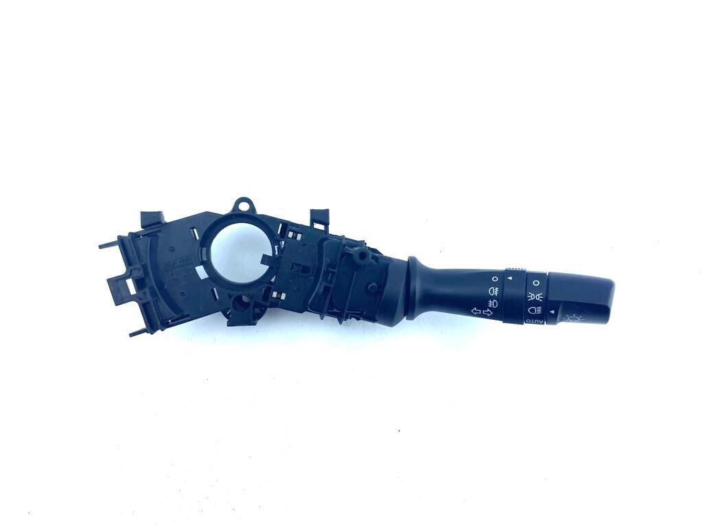 Far Sinyal Kolu - Hyundai İx35 30 Ceed Rio Sportage 93410-1M631