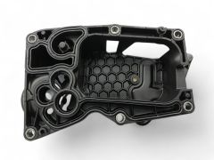 Yağ Filtre Gövdesi - BMW F10 70379327