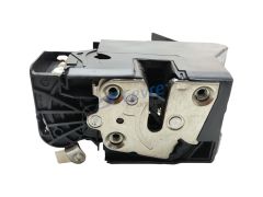 Kapı Kilidi Sağ Arka - Renault Clio 2  Symbol 825024490R