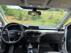 Focus Siyah Tavan Lambası - Ford JX7BA519A158K - JX7B-A519A158-K