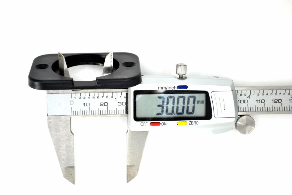 1 Yuvarlak Delikli Pano Montaj Port Plastik Yuva Çakmak USB Panel MT-SK61