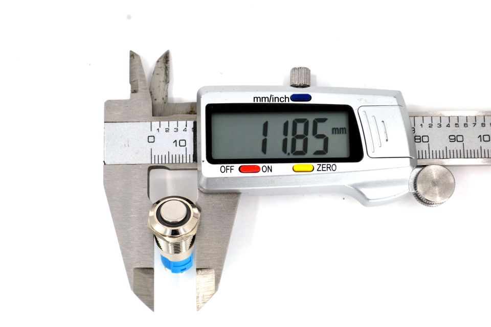 12mm Kalıcı Anahtar 12V 24V Kırmızı Işıklı Yuvarlak Metal MT-ANK12