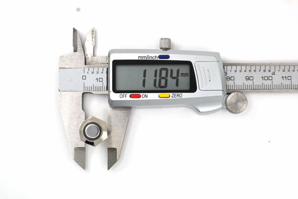 12mm Yaylı Buton Anahtar 12V 24V Kırmızı Işıklı Yuvarlak Metal MT-ANY02