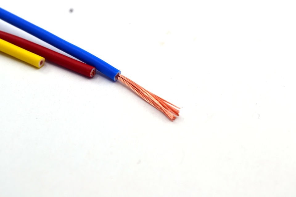 2 Adet H4 Ampul Duy Atom Far Fişi 1,5mm Kablolu Hs1 Soket Rade