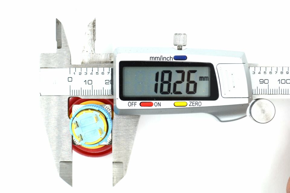 Acil Stop Bas Çevir Kırmızı Anahtar Buton 2NC 33mm