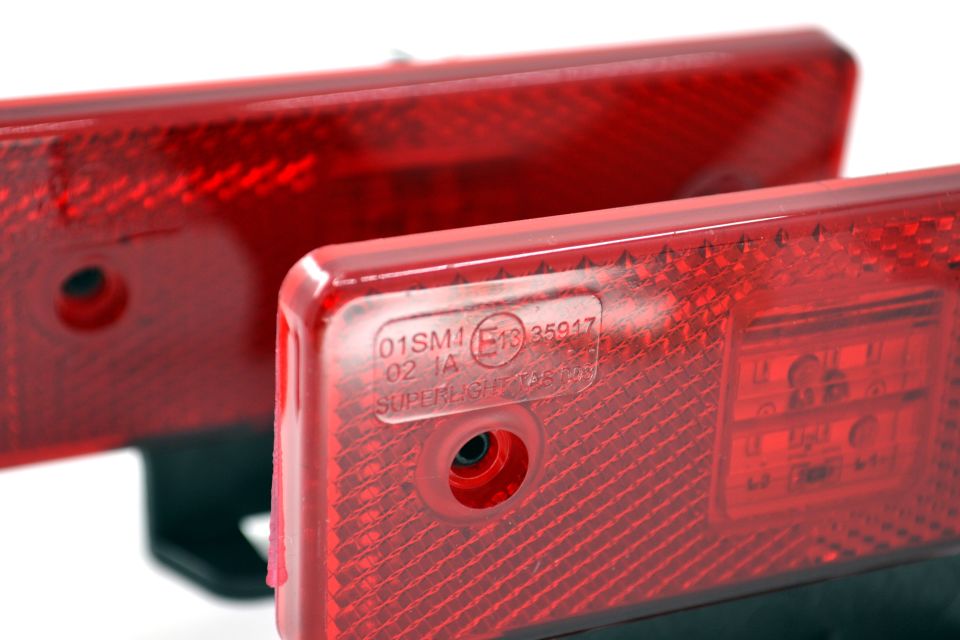 2 Adet 12V Kırmızı Reflektör Dikdörtgen Ledli Side Marker Lamba