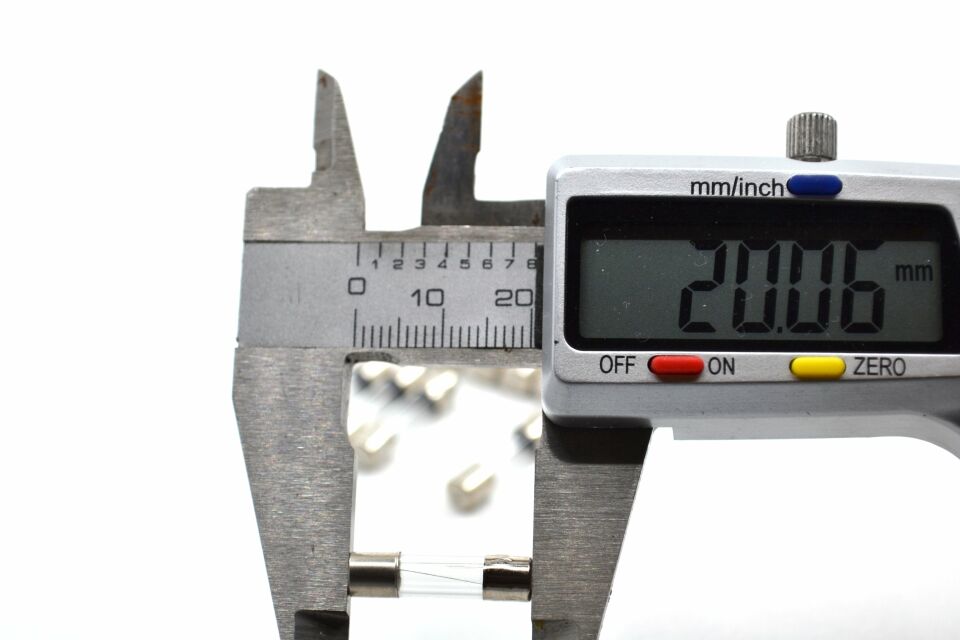 100 Adet 10 Amper 20mm Küçük Cam Sigorta 10A